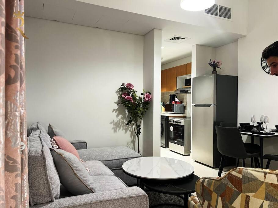 Escape In Al Reem Oasis Euphoria Apartment Abu Dhabi