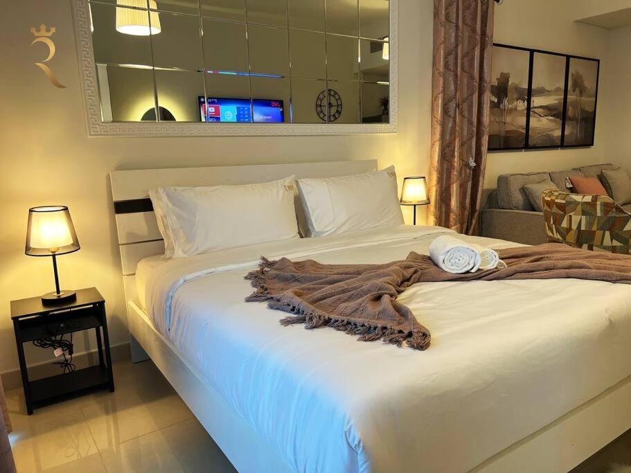Escape In Al Reem Oasis Euphoria Apartment