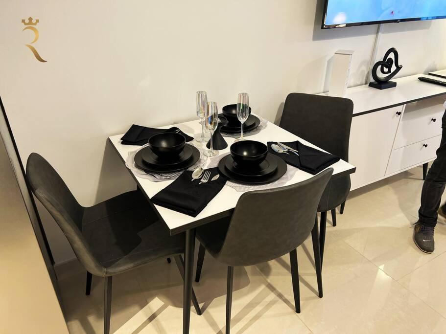 Escape In Al Reem Oasis Euphoria Apartment *