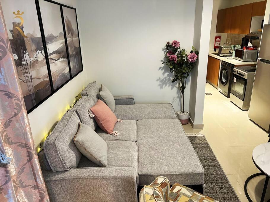 Escape In Al Reem Oasis Euphoria Apartment *